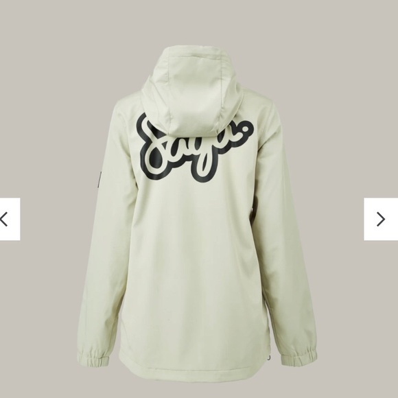 Saga Crew Jacket - Picture 2 of 10